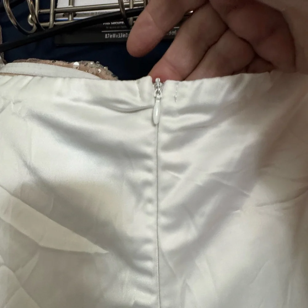 Elegant Sequin Long Sleeve Dress - Picture 10 of 11